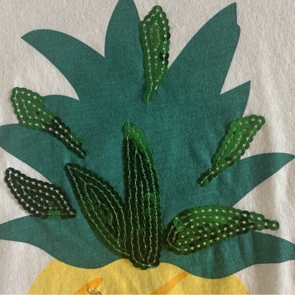 ♠️ 2 for 1 — Tee & bracelet- White & Yellow & black & gold bangle 🍍 Kate Spade - Picture 9 of 15